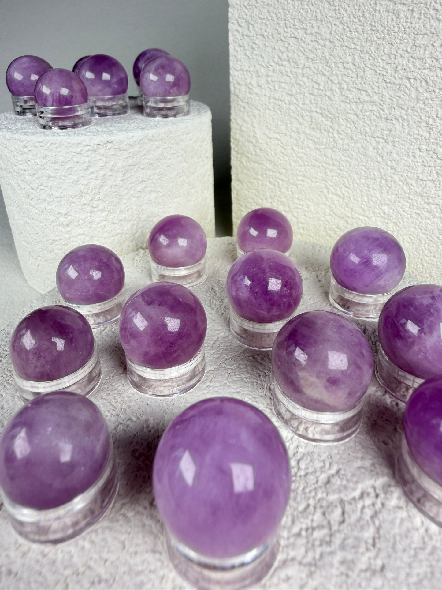 ✨INTUITIVE PICK✨ Kunzite Mini Sphere